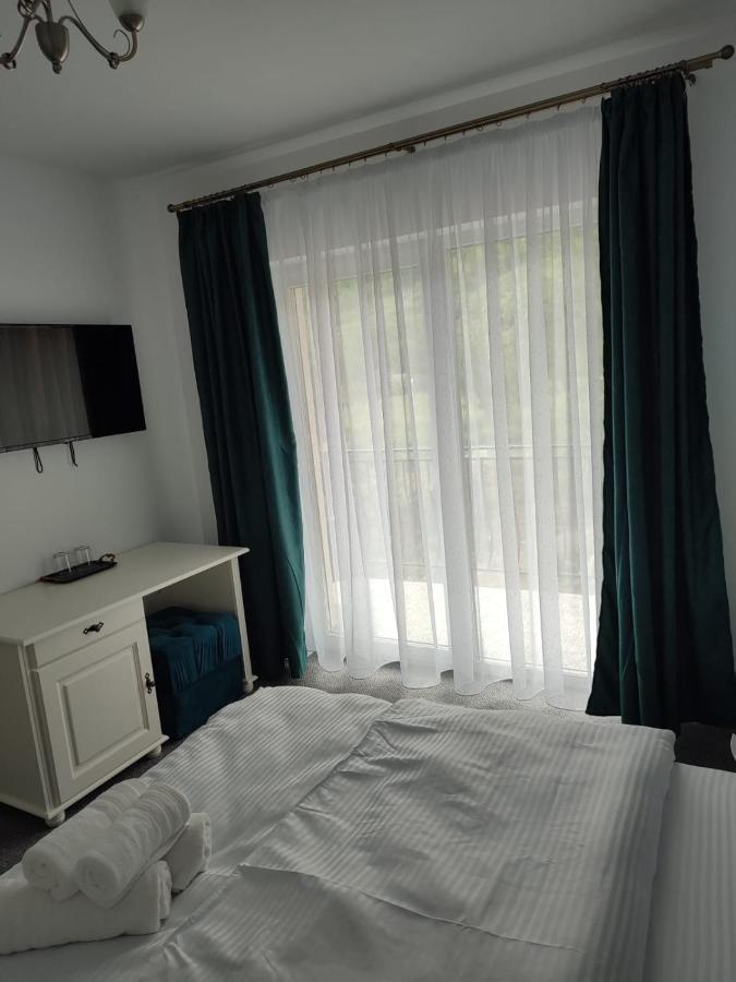 ホテル Casa Anne Băile Herculane エクステリア 写真