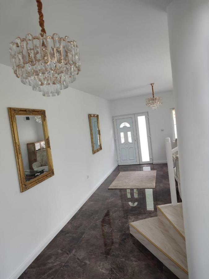 ホテル Casa Anne Băile Herculane エクステリア 写真